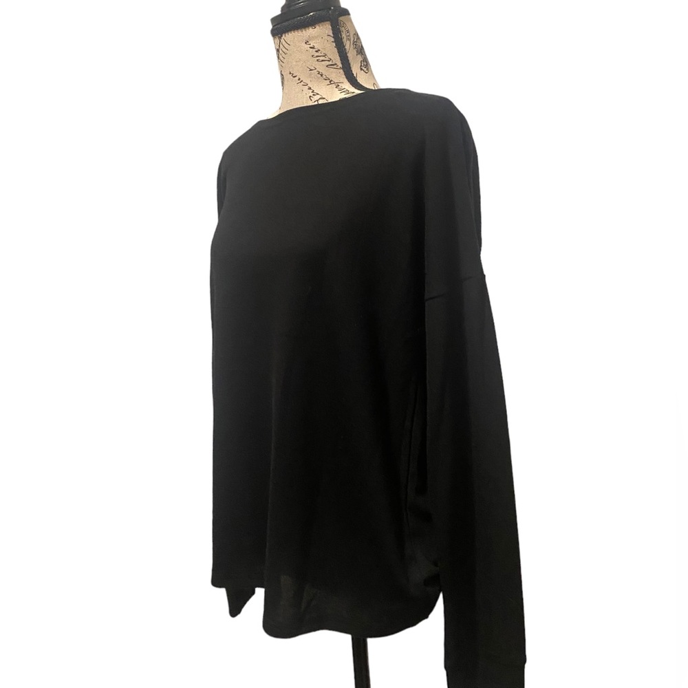 Lulu’s Open Back Tunic - Picture 2 of 4